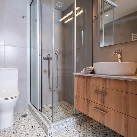 Zeus Mountain - Newtown Residences Апартаменты Vasilies