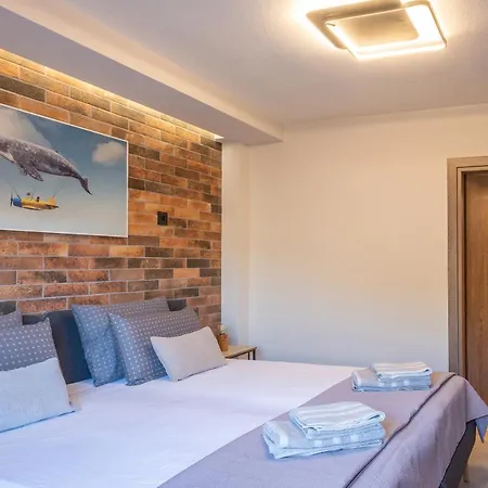 Zeus Mountain - Newtown Residences * Vasilies