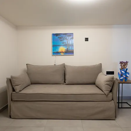 Zeus Mountain - Newtown Residences Apartamento Vasilies